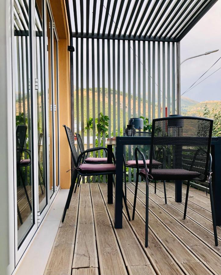 Tzavelitiko Home Himare Exterior photo